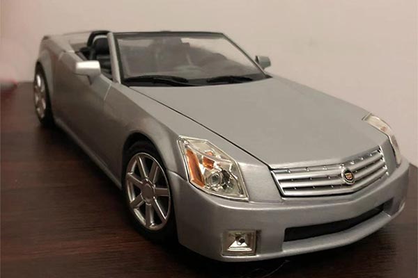 2004 Cadillac XLR Diecast Model in Silver