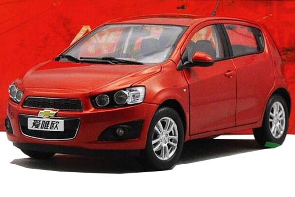 1/18 Chevrolet Aveo Hatchback Diecat Model in Orange