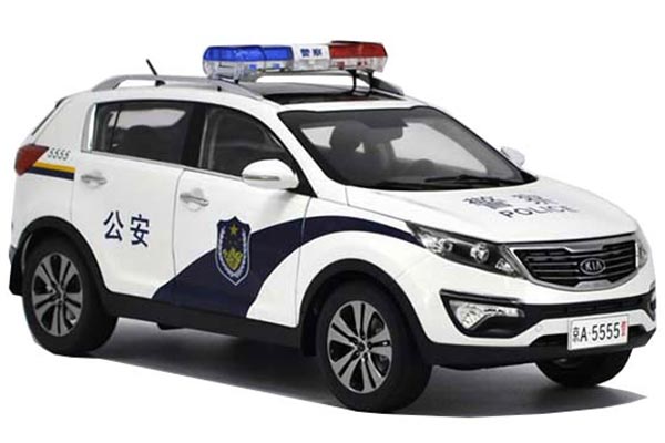 1/18 2011 Kia Sportage Car Model