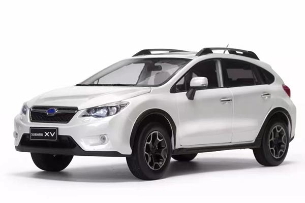 1/18 Subaru XV Model in White