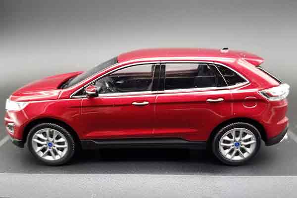 1/43 Ford Edge Model in Wine Red